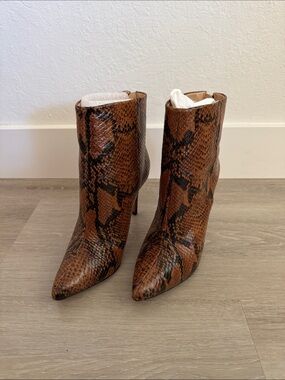 SCHUTZ Brown Snake-Print Pointed Ankle Boots